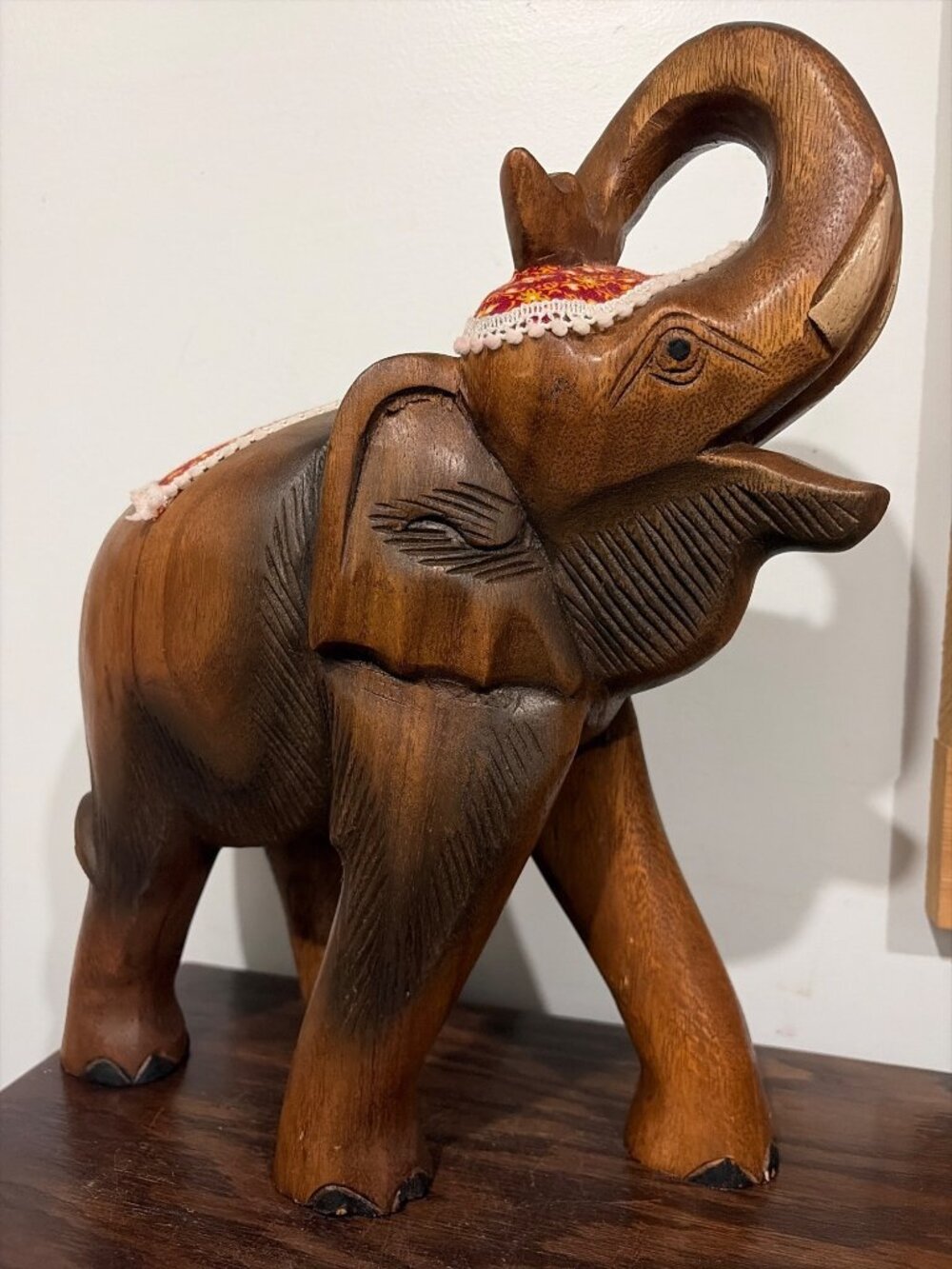 VTG Wooden Elephant Figurine Vibrant Red Saddle Blanket & Intricate Hand Carving